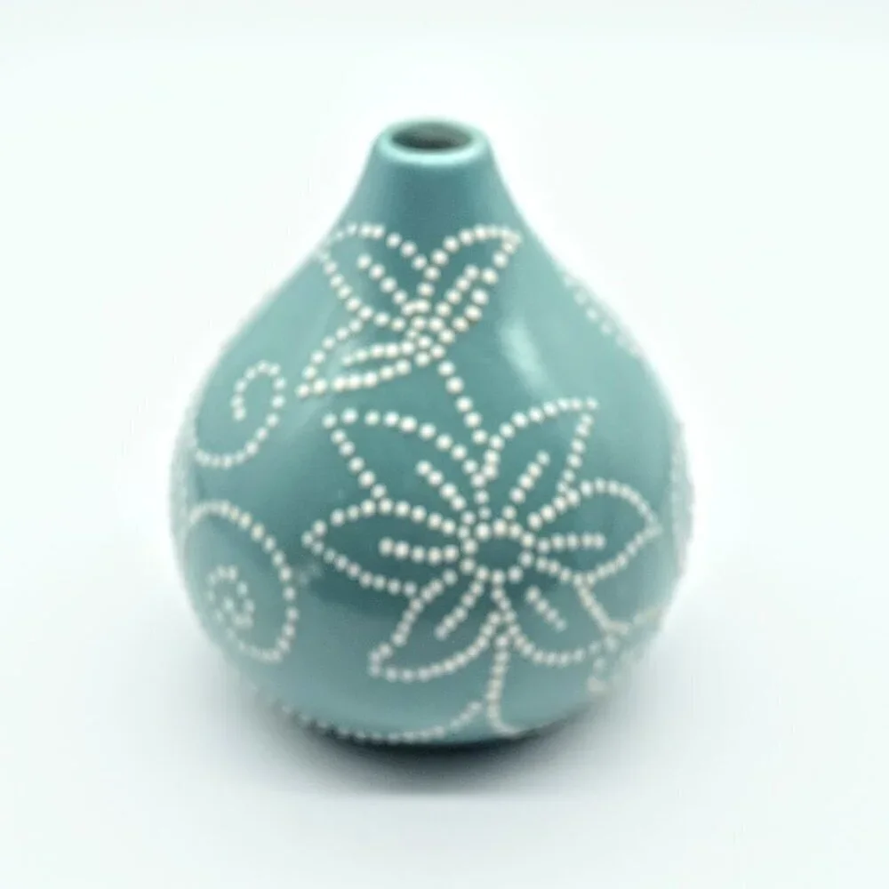 Crate & Barrel Aqua Blue White Stitch Embossed Dot Ceramic Bud Vase